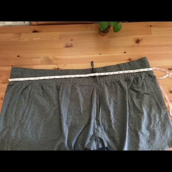 LIVI Grey 2-Layer Knit Short With Wicking 6X 38/40 New With Tags! - Picture 8 of 10